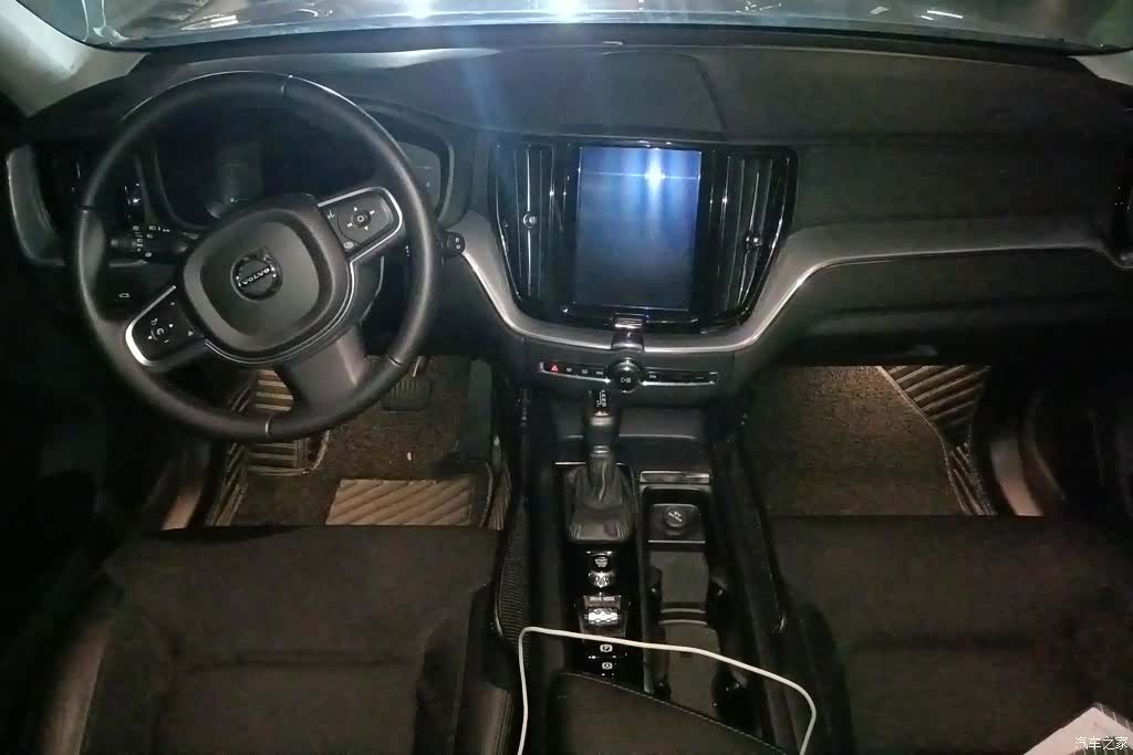 Volvo XC60, 2018 12