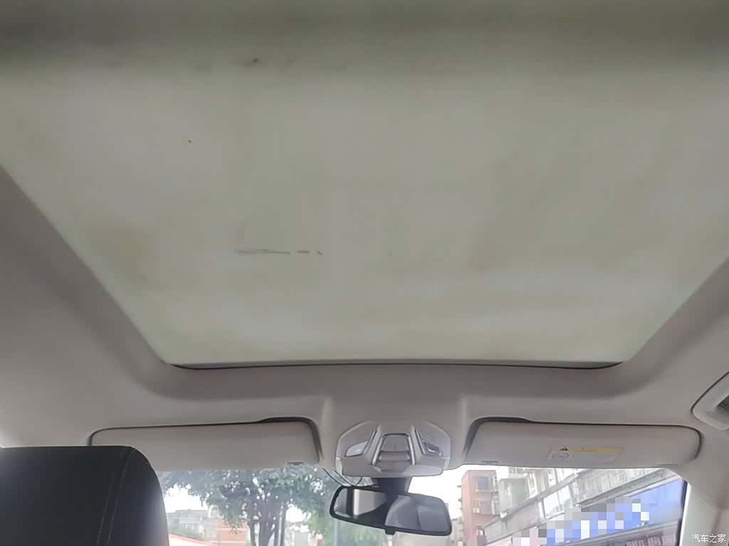 Wuling RS-5, 2020 18