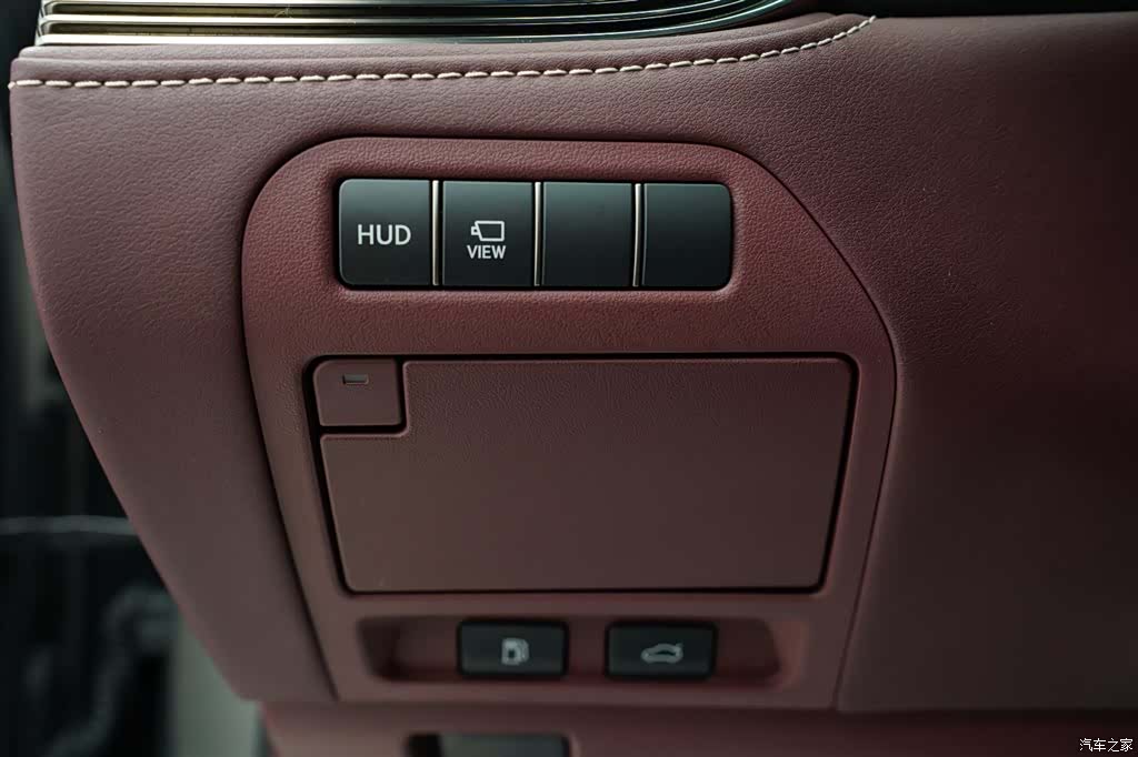 Lexus LS, 2018 10