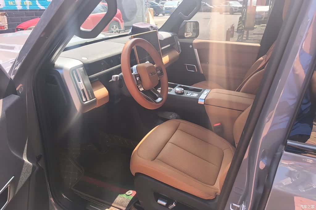 Chery V27, 2026 9