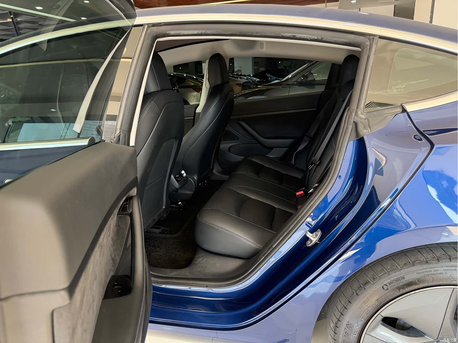 Tesla Model 3, 2020 8