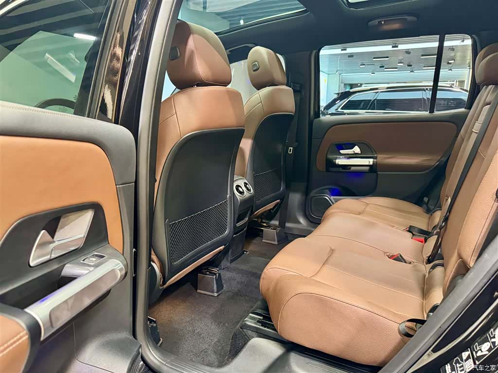 Mercedes-Benz GLB, 2024 25