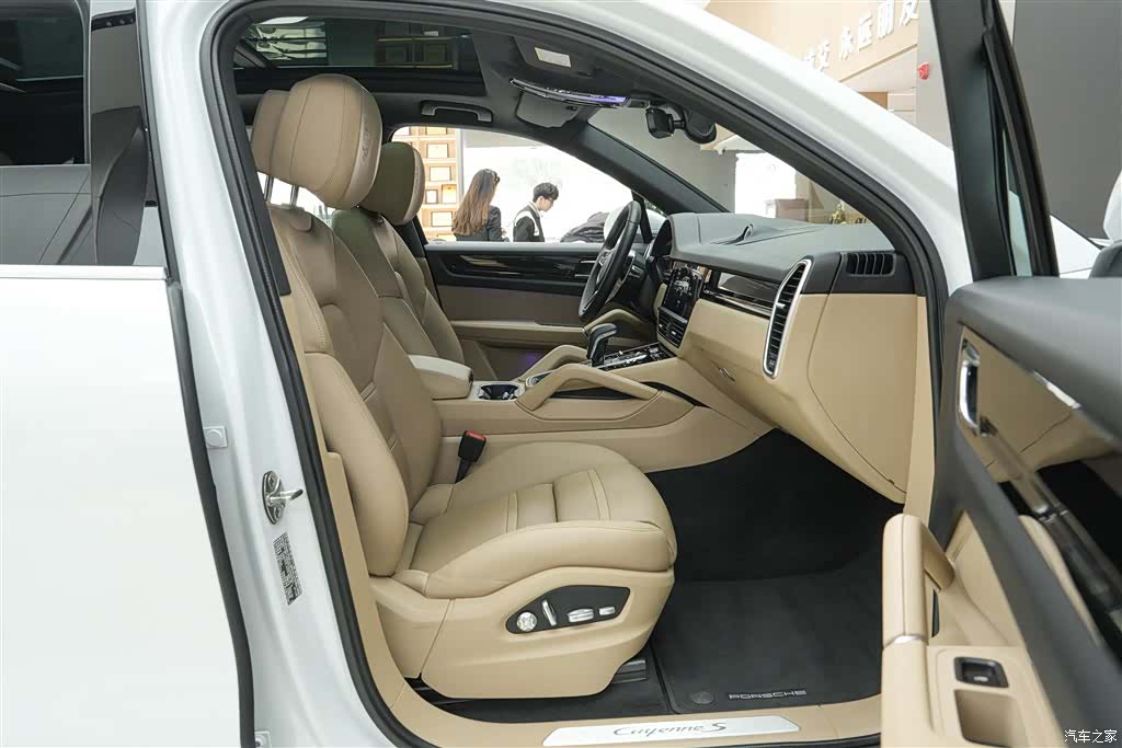 Porsche Cayenne, 2021 13