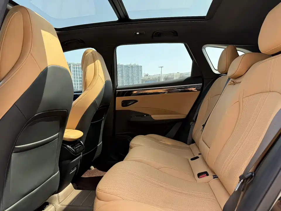 Geely Galaxy Galaxy L7