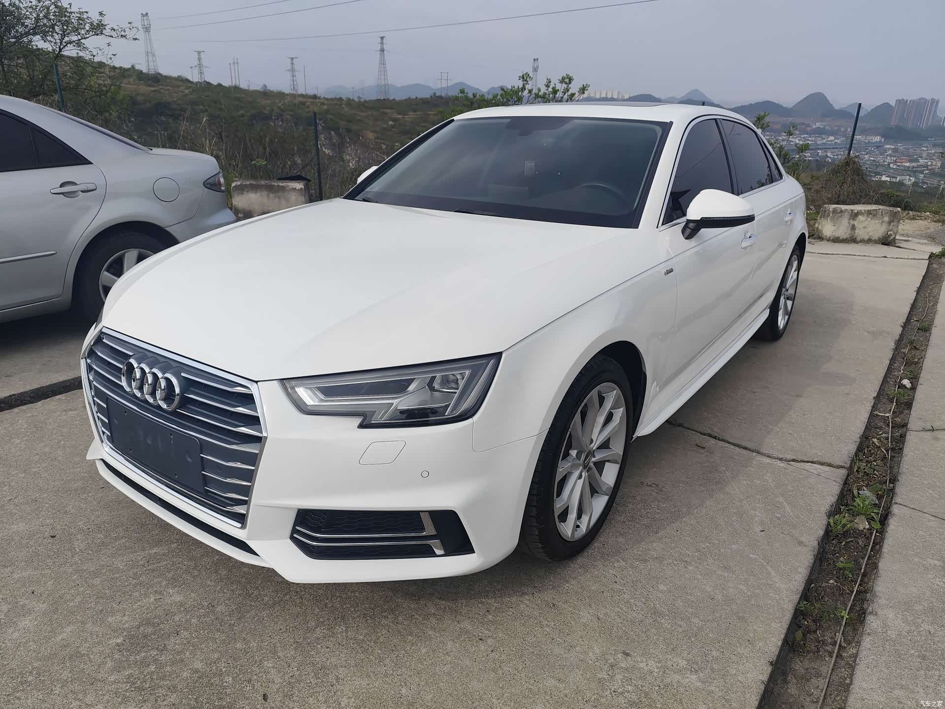 Audi A4L, 2018 1