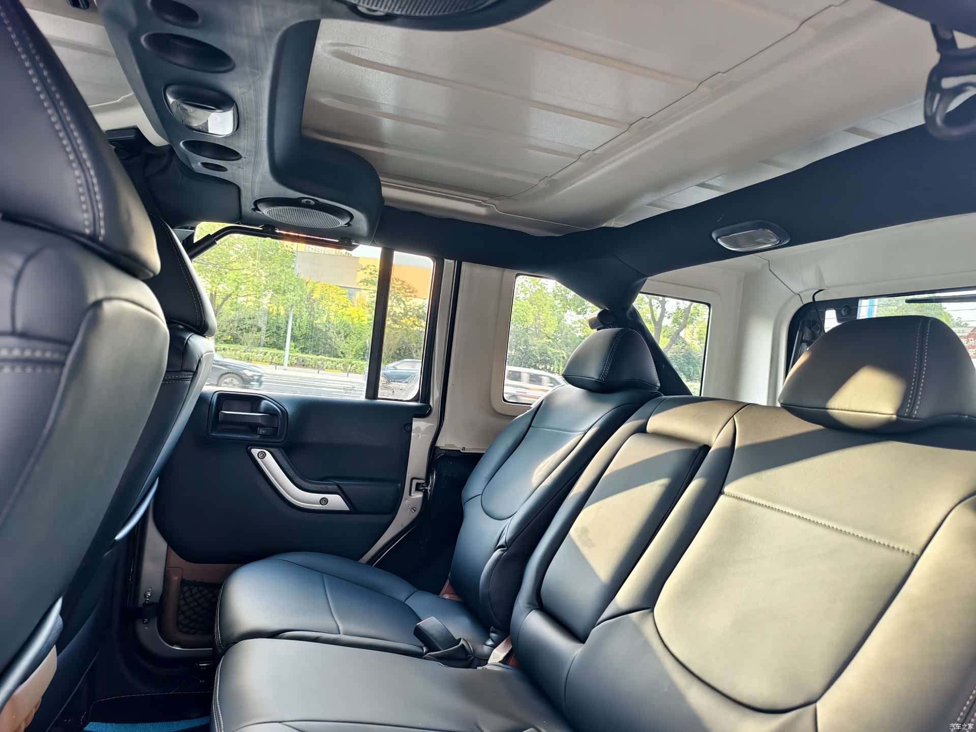 Jeep Wrangler, 2014 23