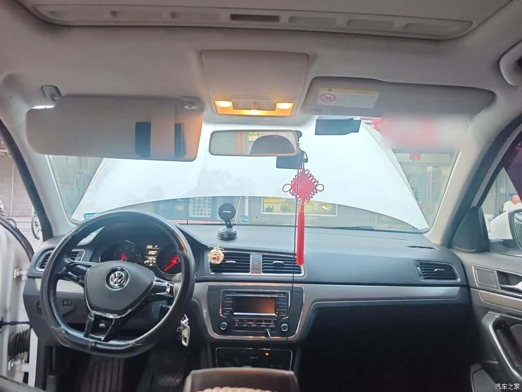 Volkswagen Lavida, 2016 13