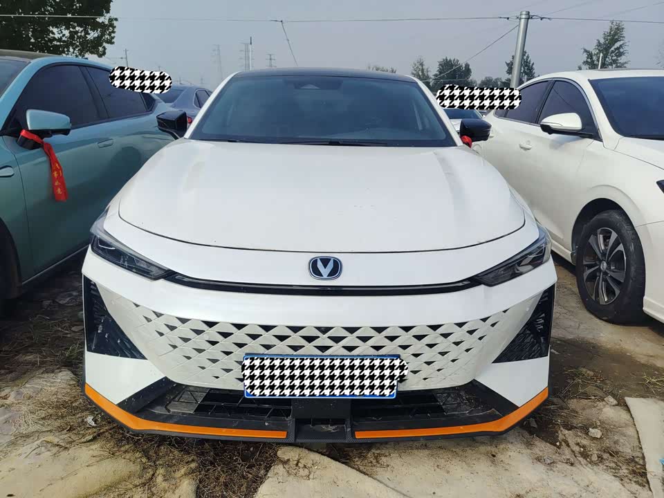 Changan UNI-V