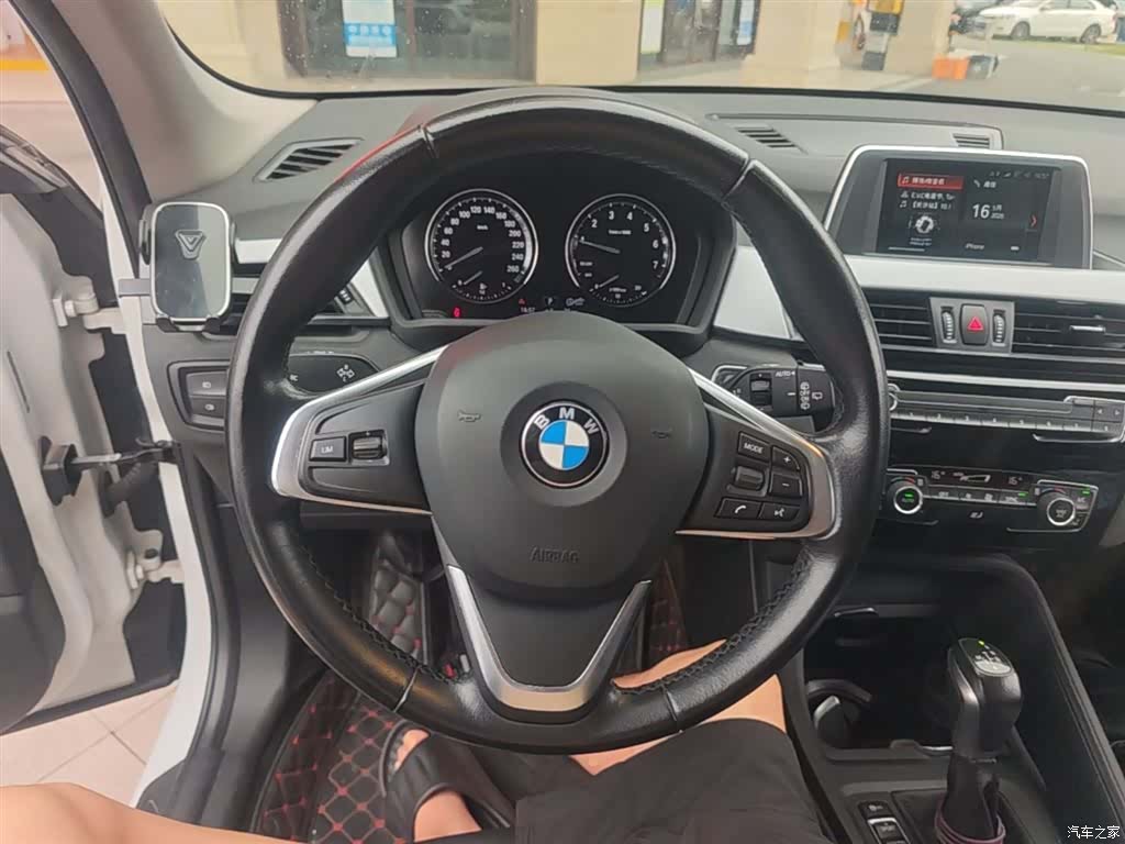 BMW X1, 2019 11