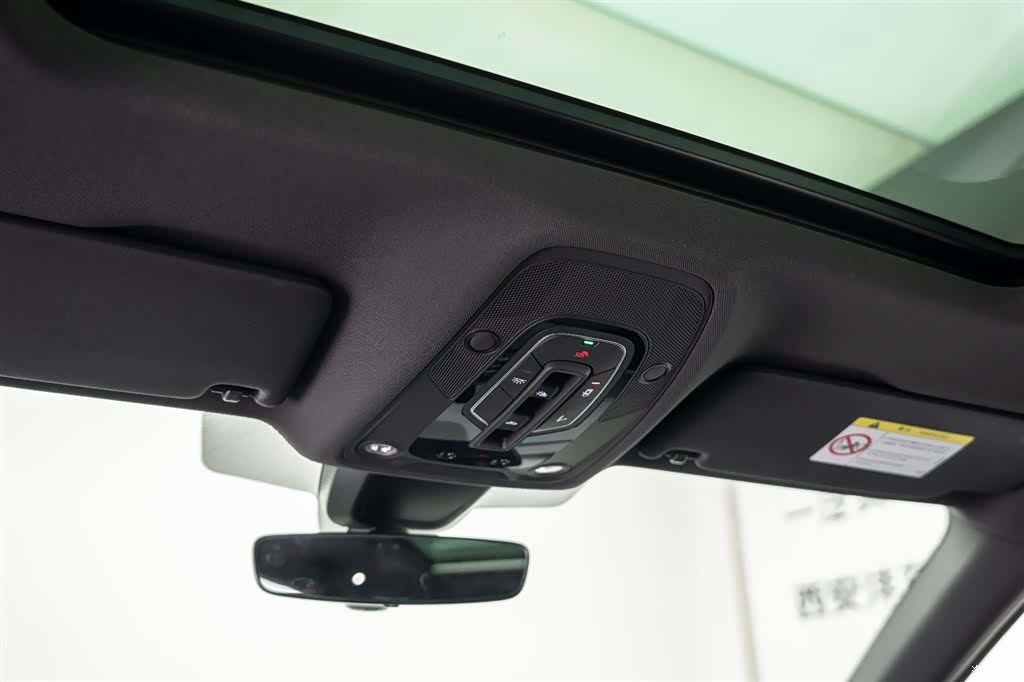 Audi Q5L, 2025 23