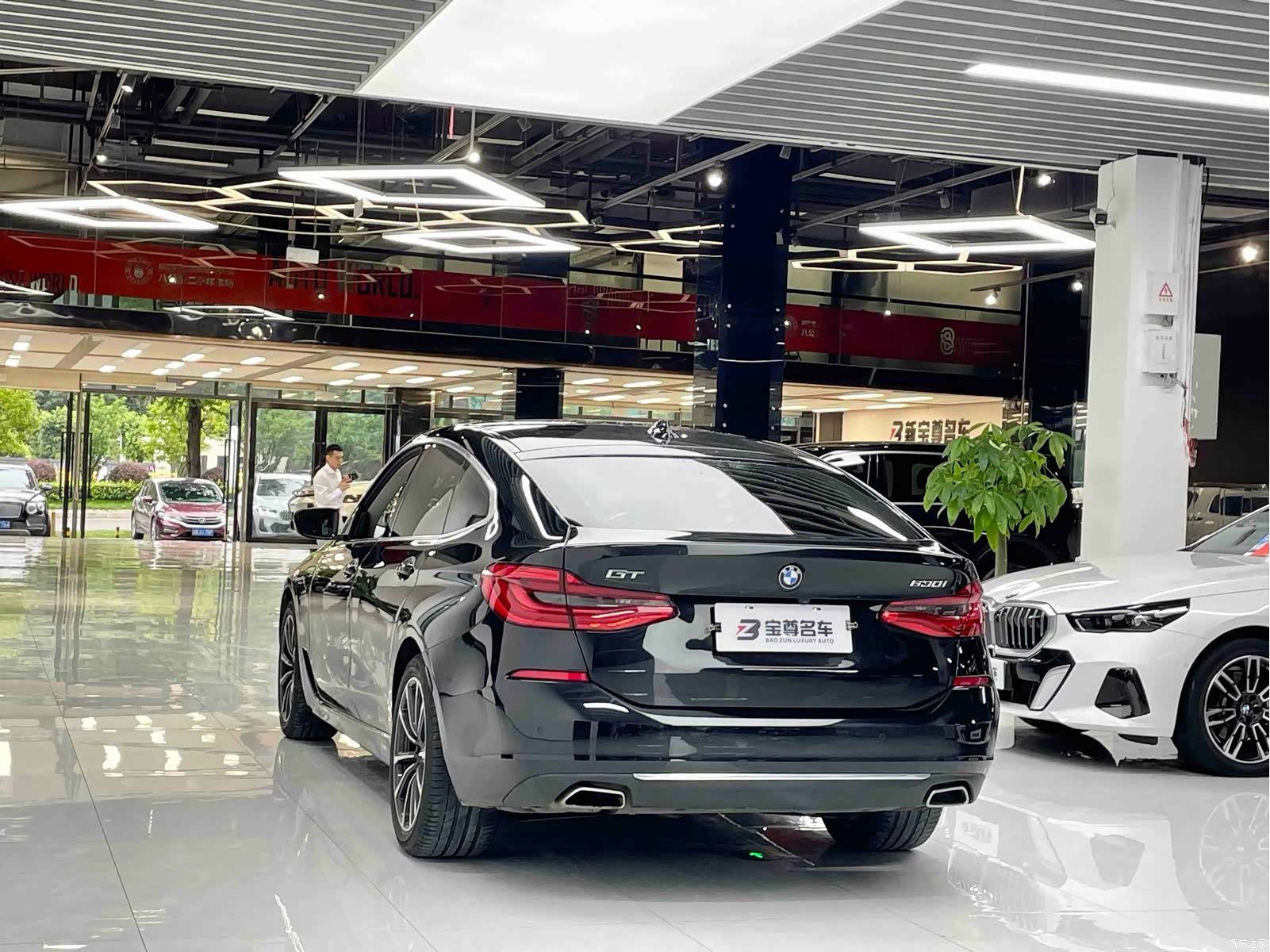 BMW 6 Series GT, 2023 19