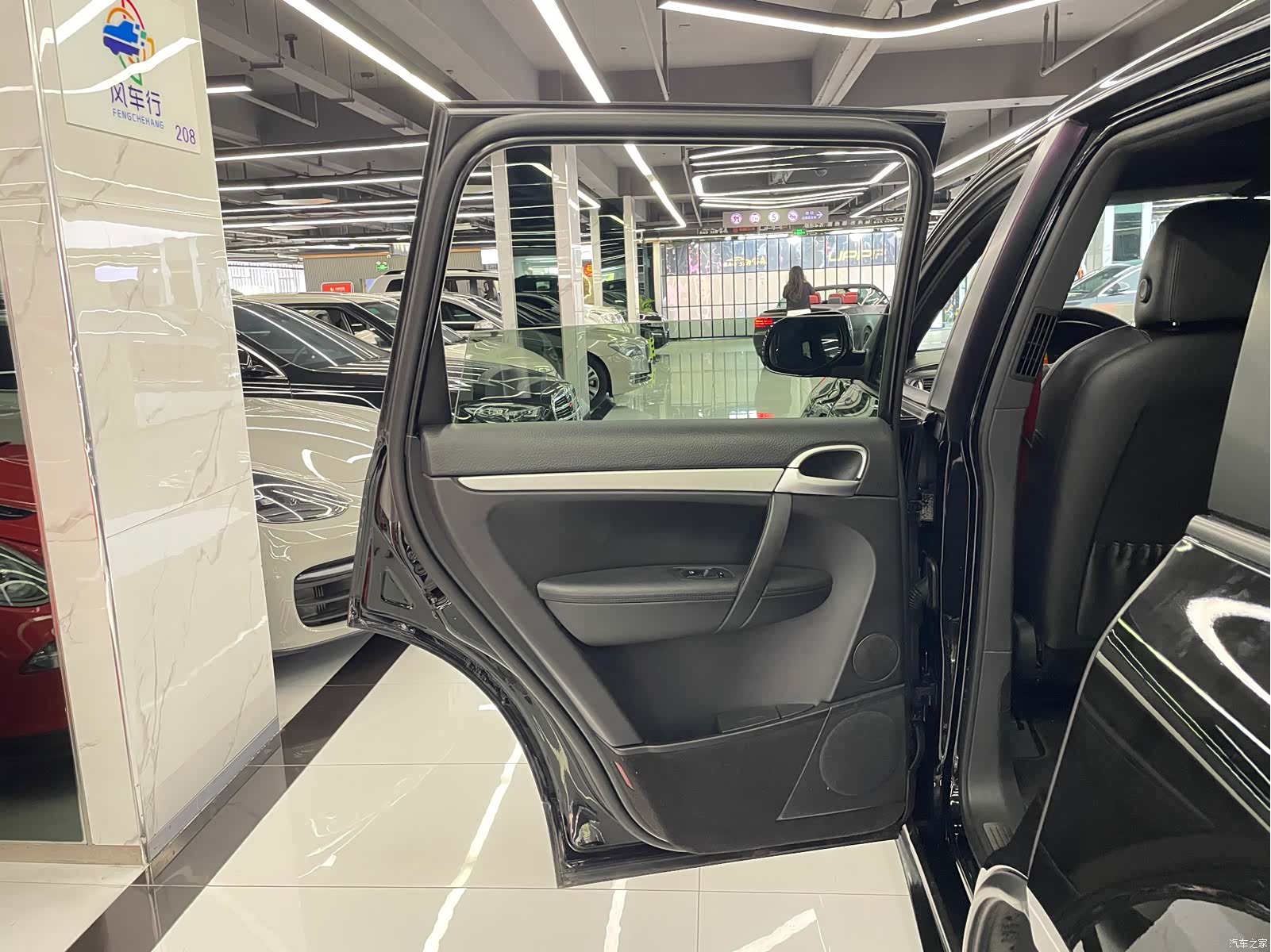 Porsche Cayenne, 2010 33
