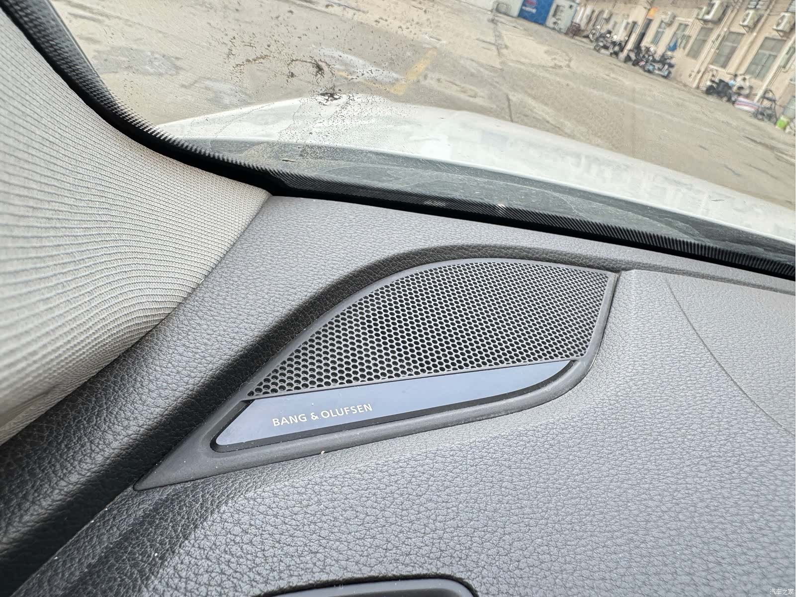 Audi A4L, 2016 13