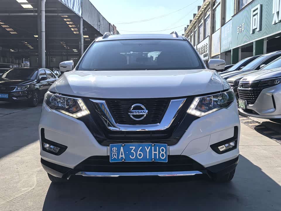 Nissan Qijun