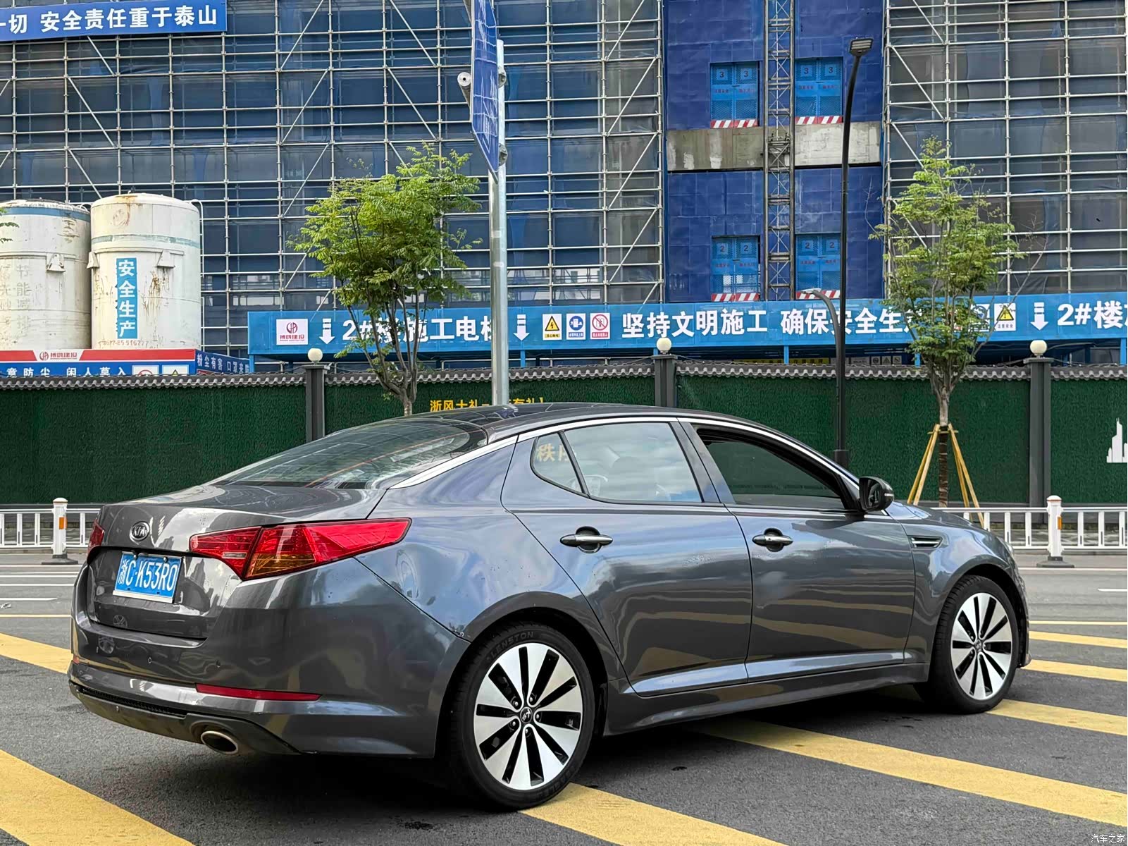 Kia K5, 2011 6