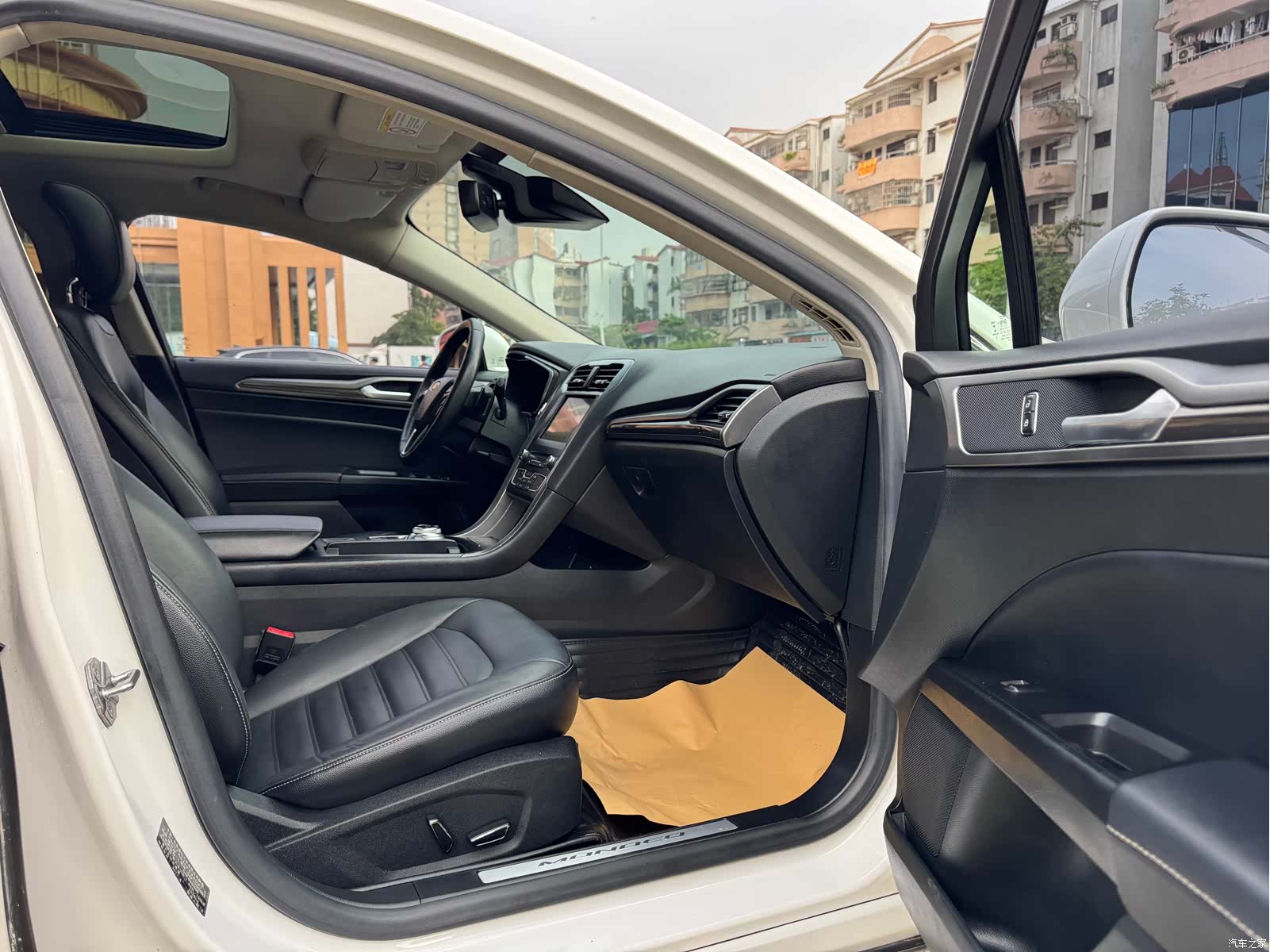 Ford Mondeo, 2018 11