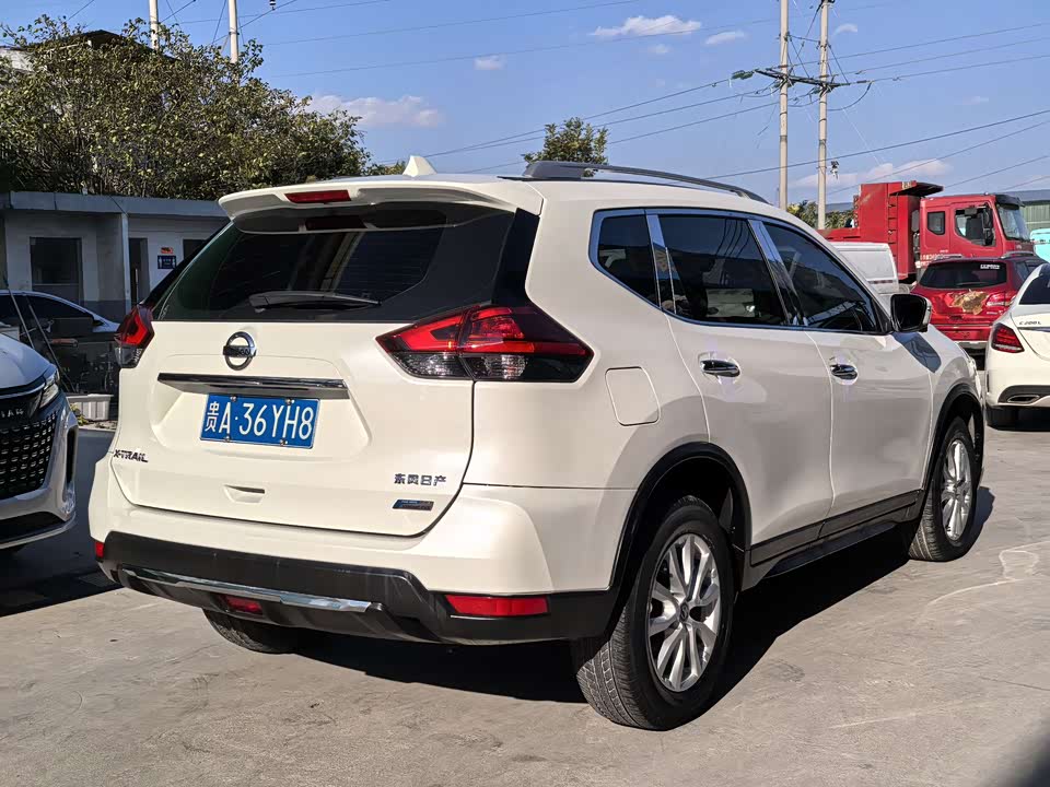 Nissan Qijun