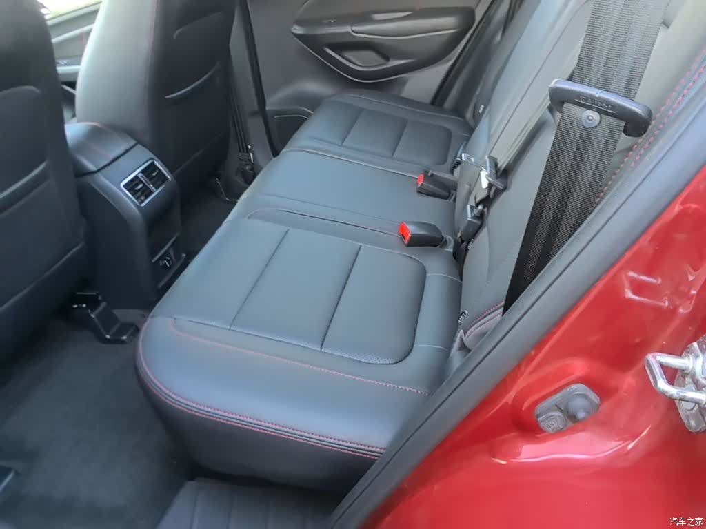 Changan CS75, 2015 17