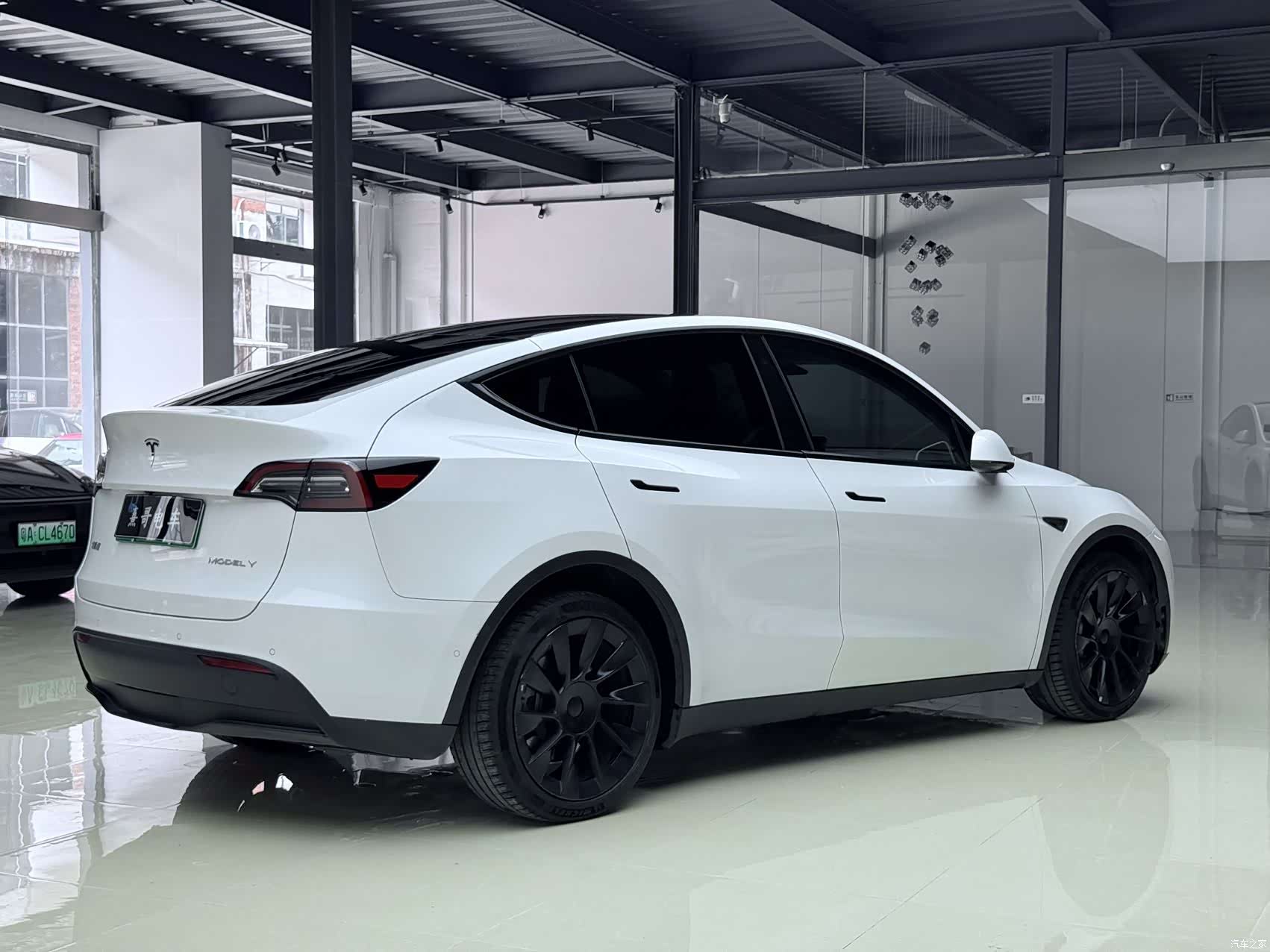 Tesla Model Y, 2021 6