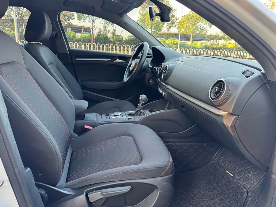 Audi A3 2020, фото 6