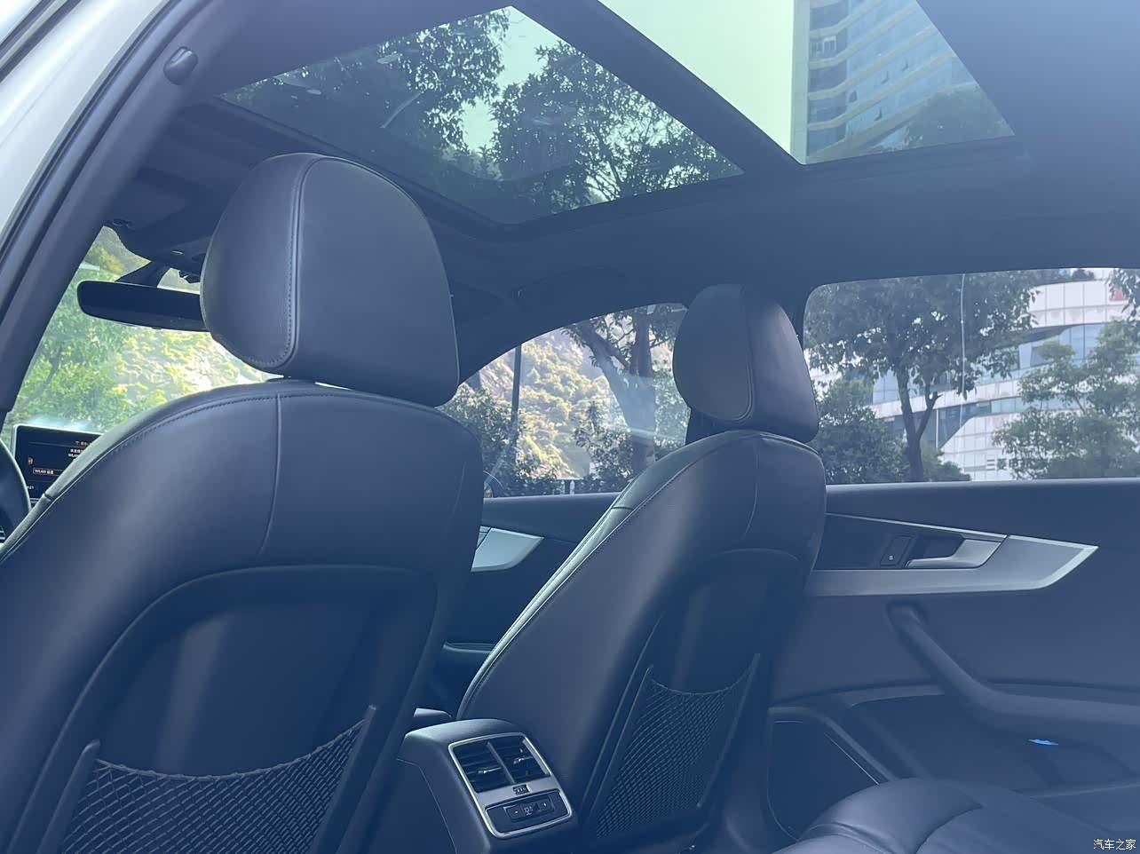 Audi A4L, 2019 11