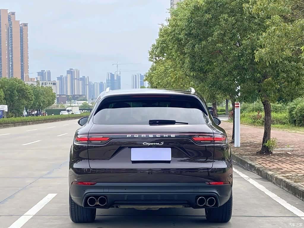 Porsche Cayenne, 2018 все фото
