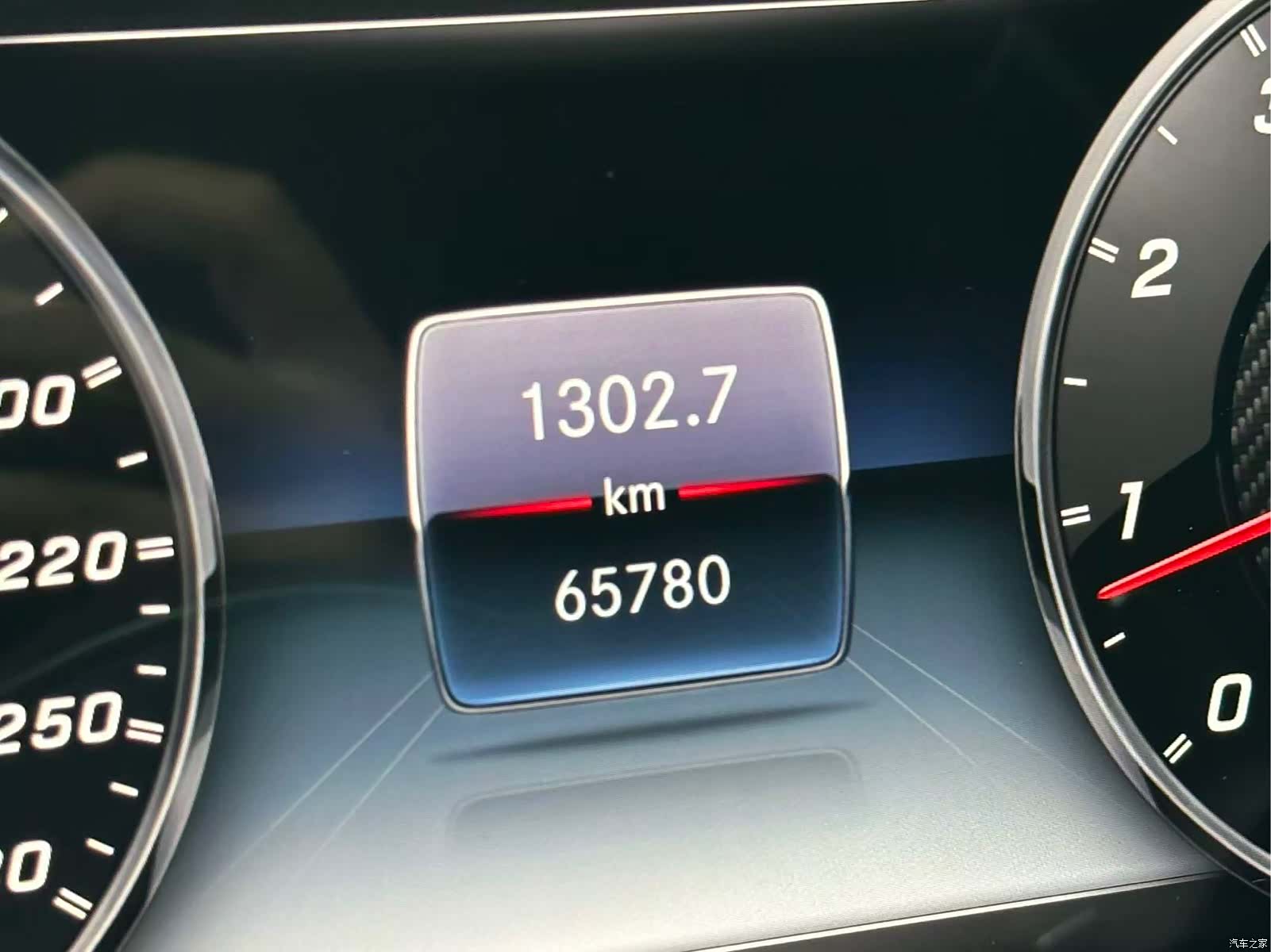 Mercedes-Benz G-Class, 2019 12