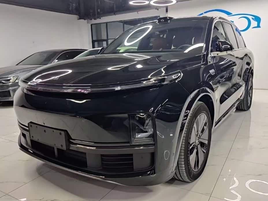 Li Auto Ideal L8