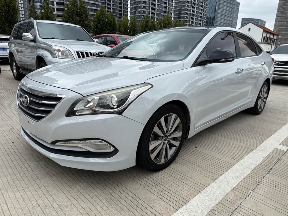 Hyundai Name picture