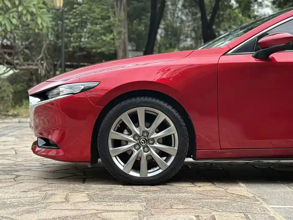 Mazda 3 Angkesaila