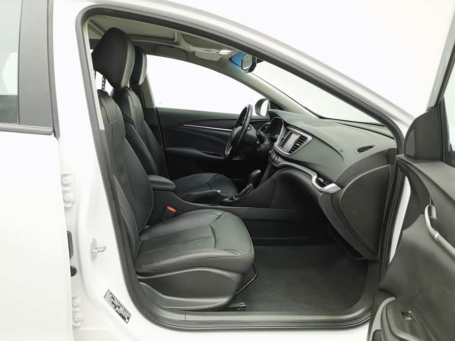 Buick Inslight 2020, фото 23