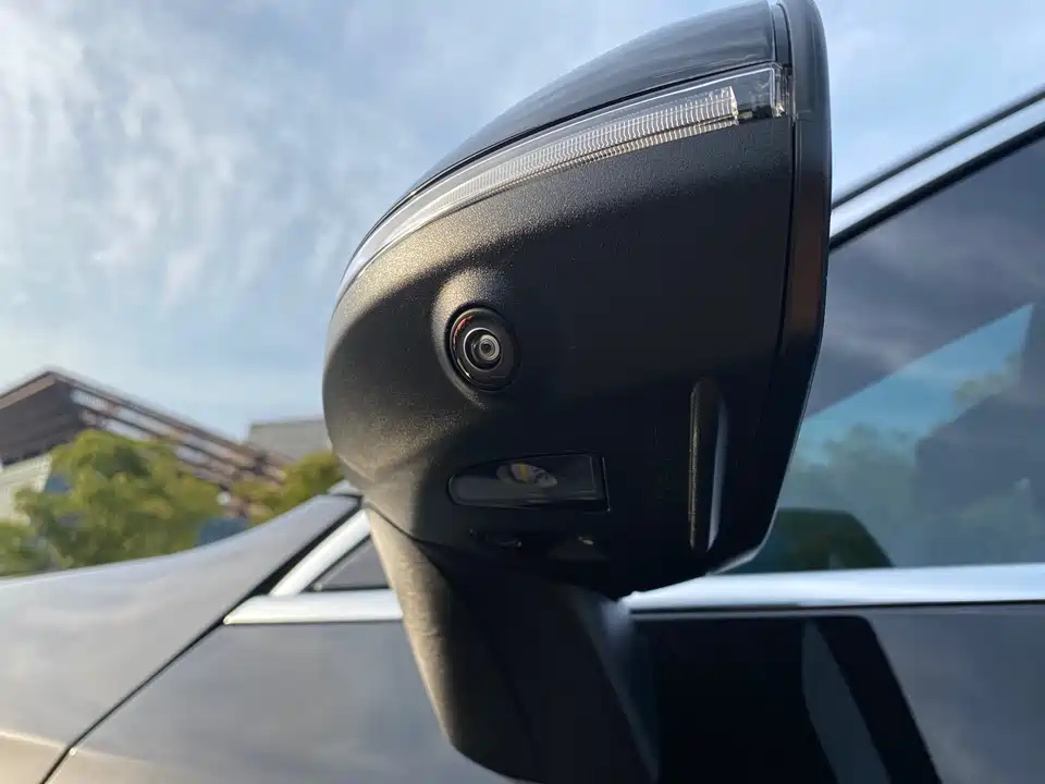 Mercedes-Benz GLC Mercedes-Benz GLC