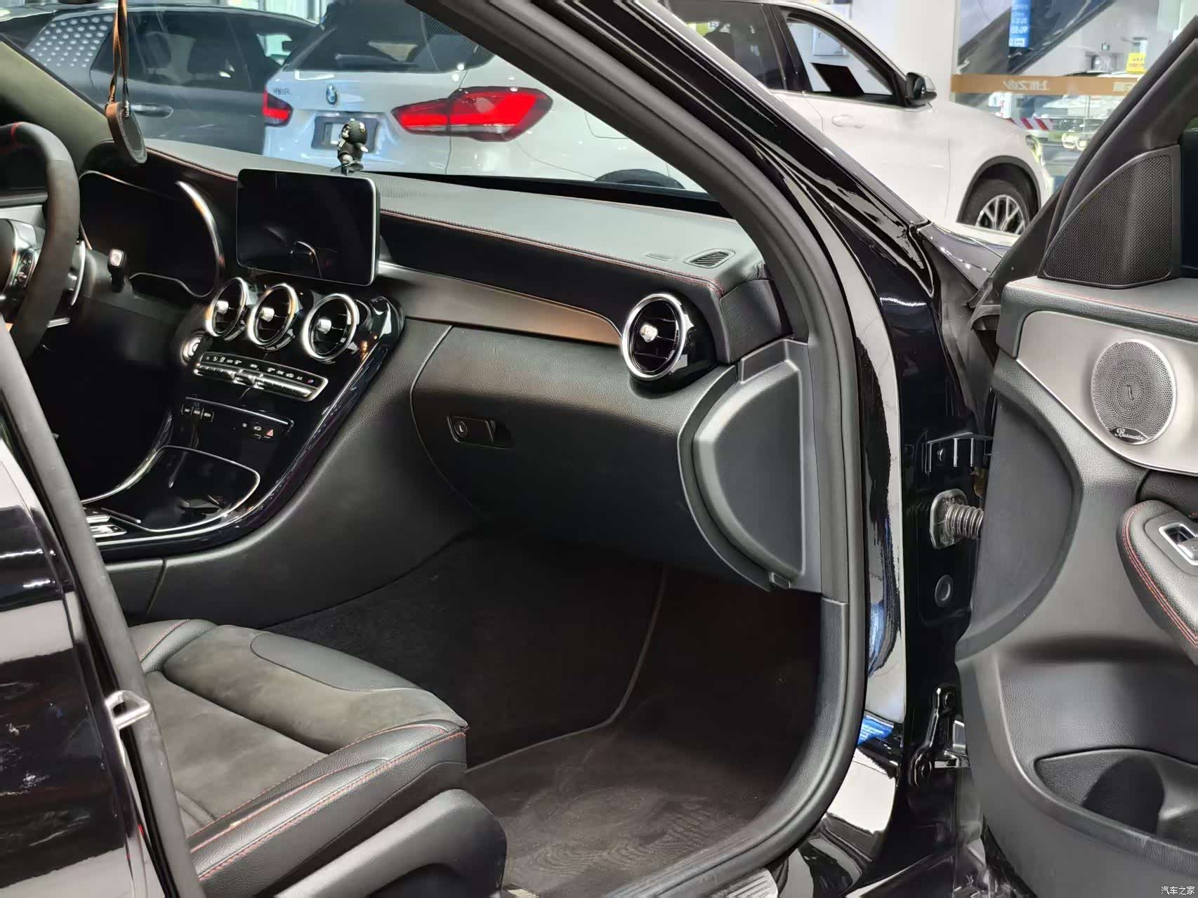 Mercedes-Benz C-Class, 2020 12