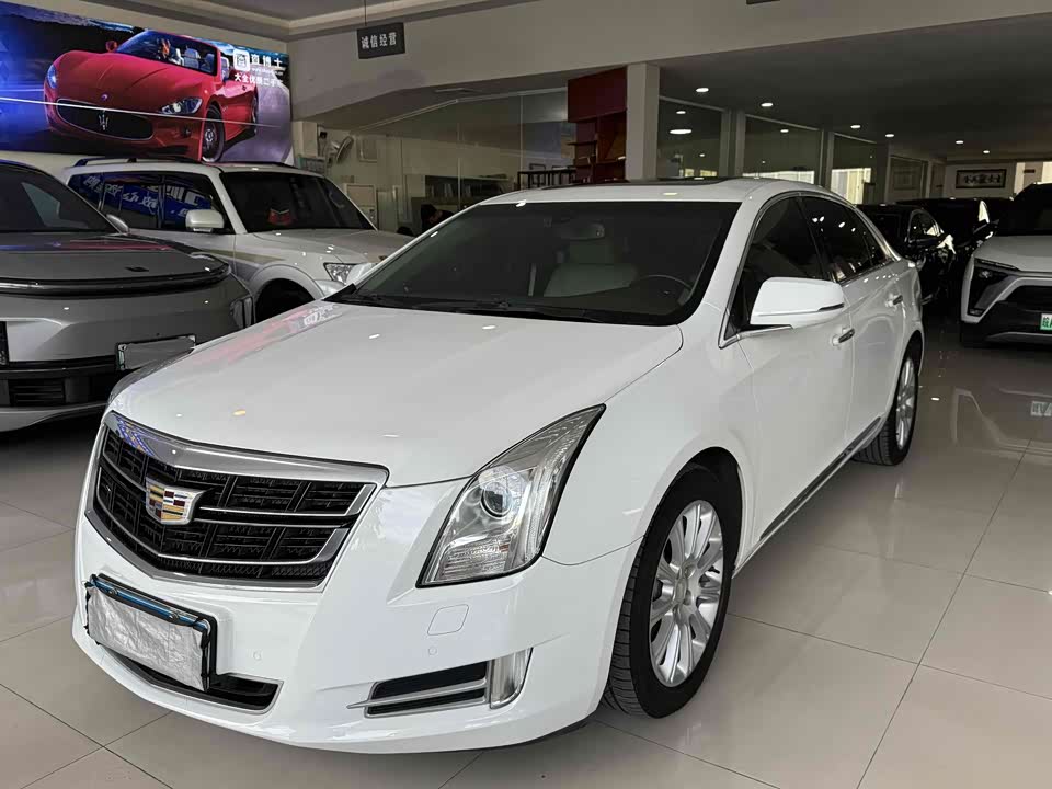Cadillac XTS