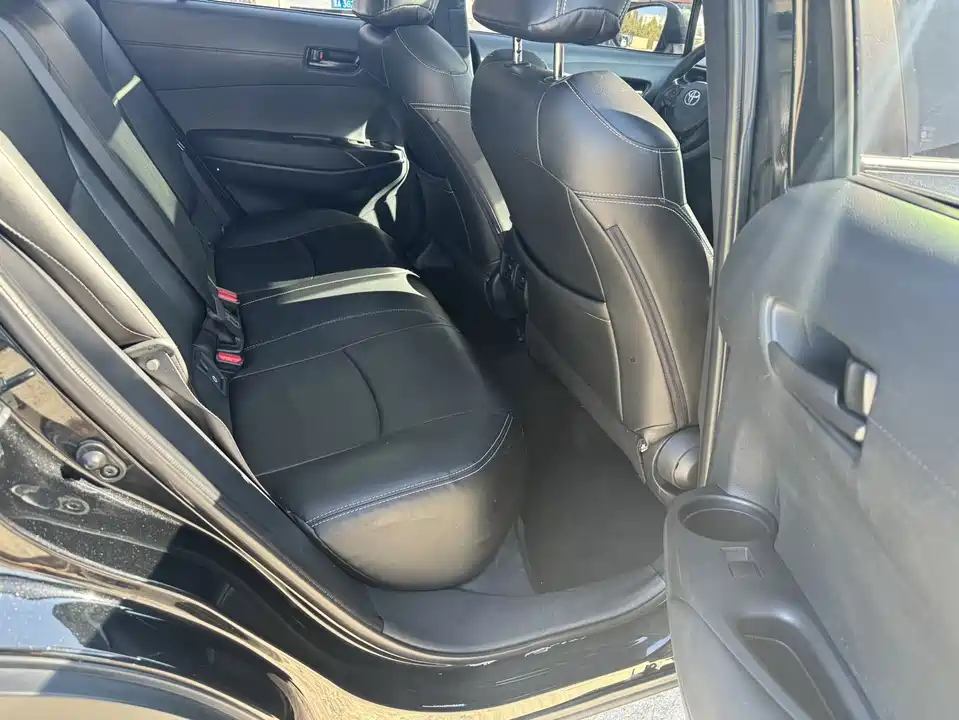 Toyota Corolla Sharp amplifier