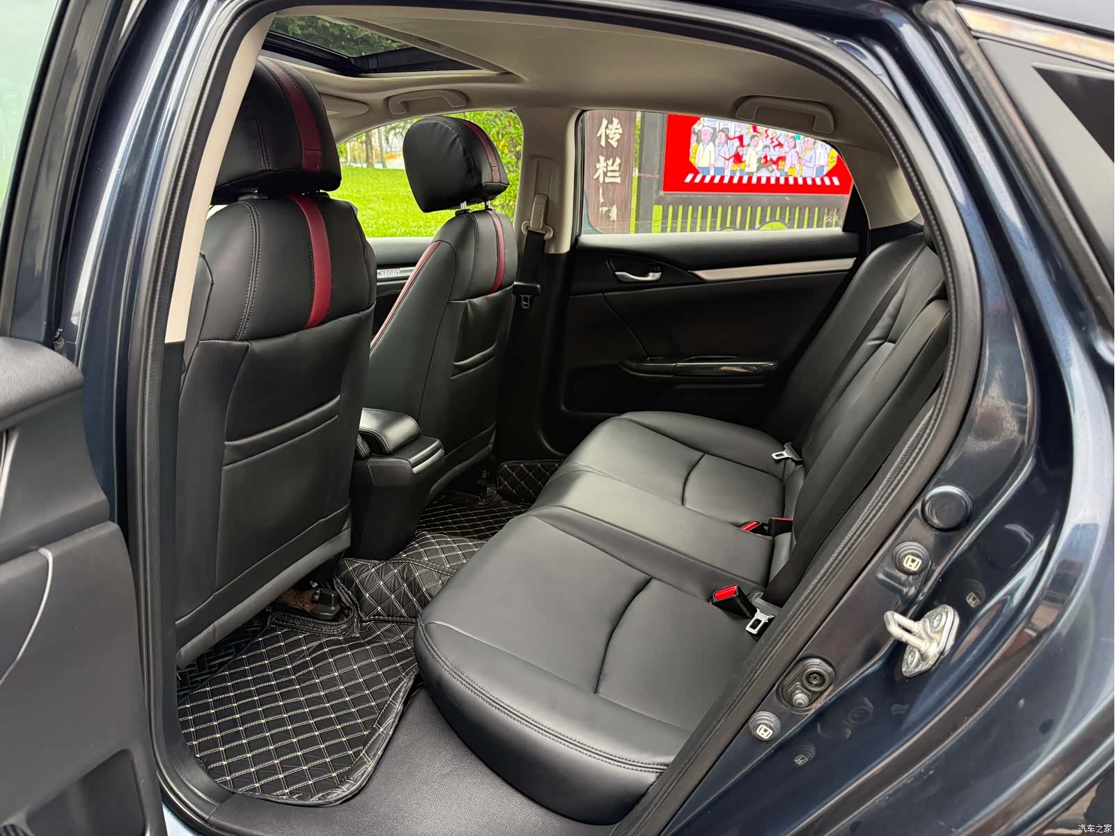 Honda Civic, 2019 11