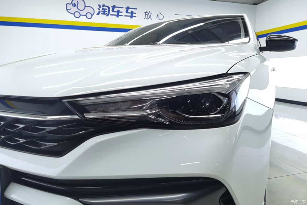 Roewe i5, 2023 все фото