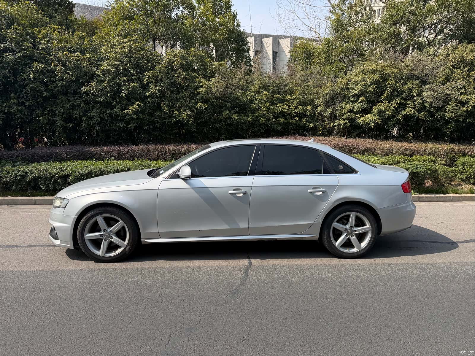 Audi A4L, 2012 15