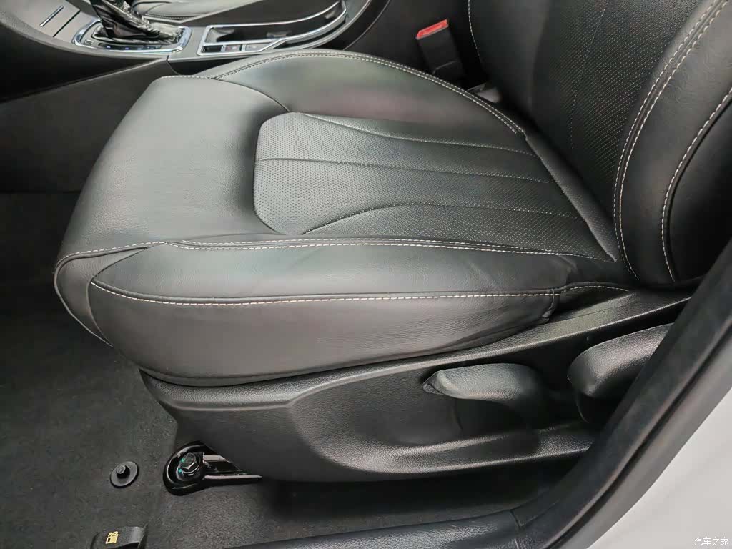 Geely Emgrand, 2017 20