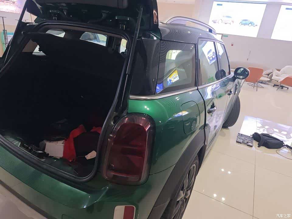 Mini Countryman, 2022 все фото