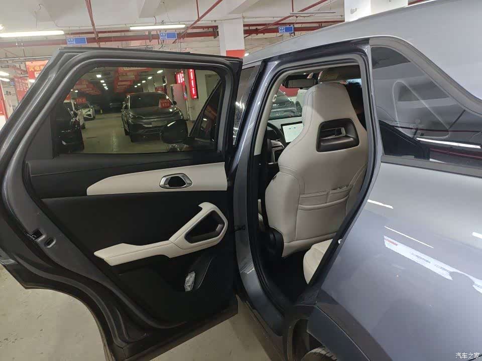 BYD Yuan, 2024 все фото