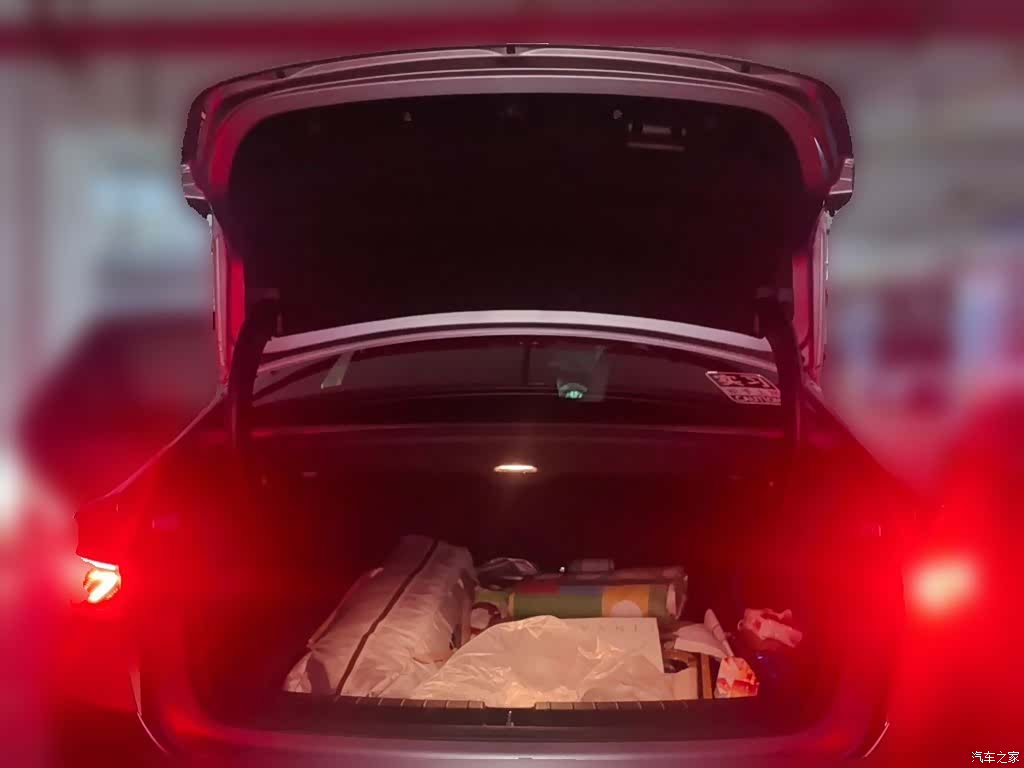 BYD Qin, 2022 16