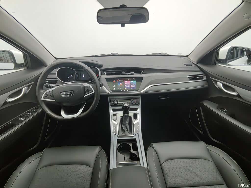 Geely Emgrand, 2021 все фото