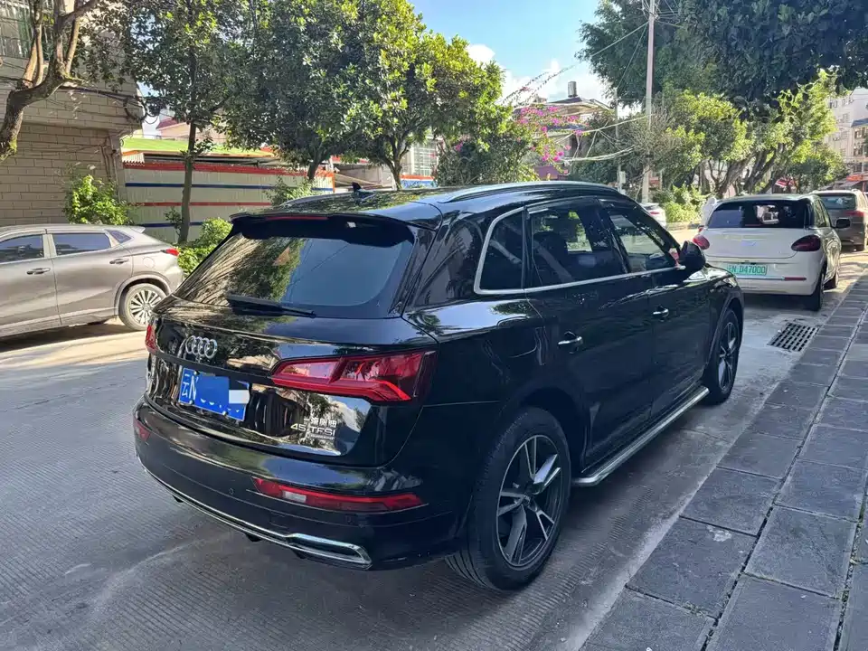 Audi Q5L Audi Q5L
