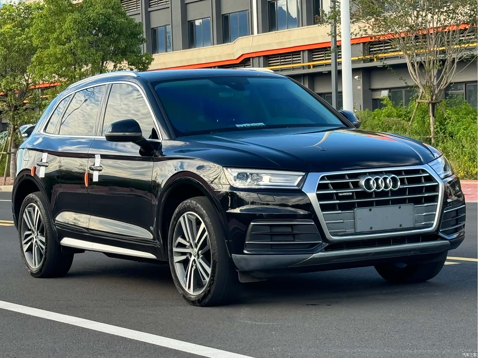 Audi Q5L, 2021 3