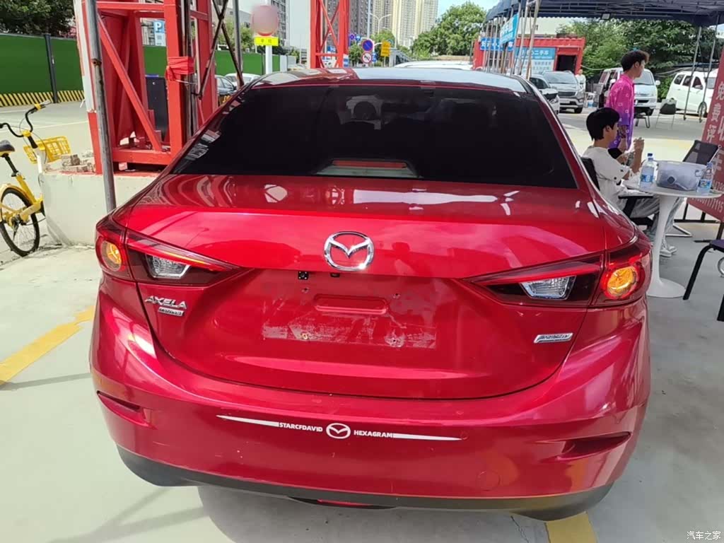 Mazda Mazda3, 2018 6
