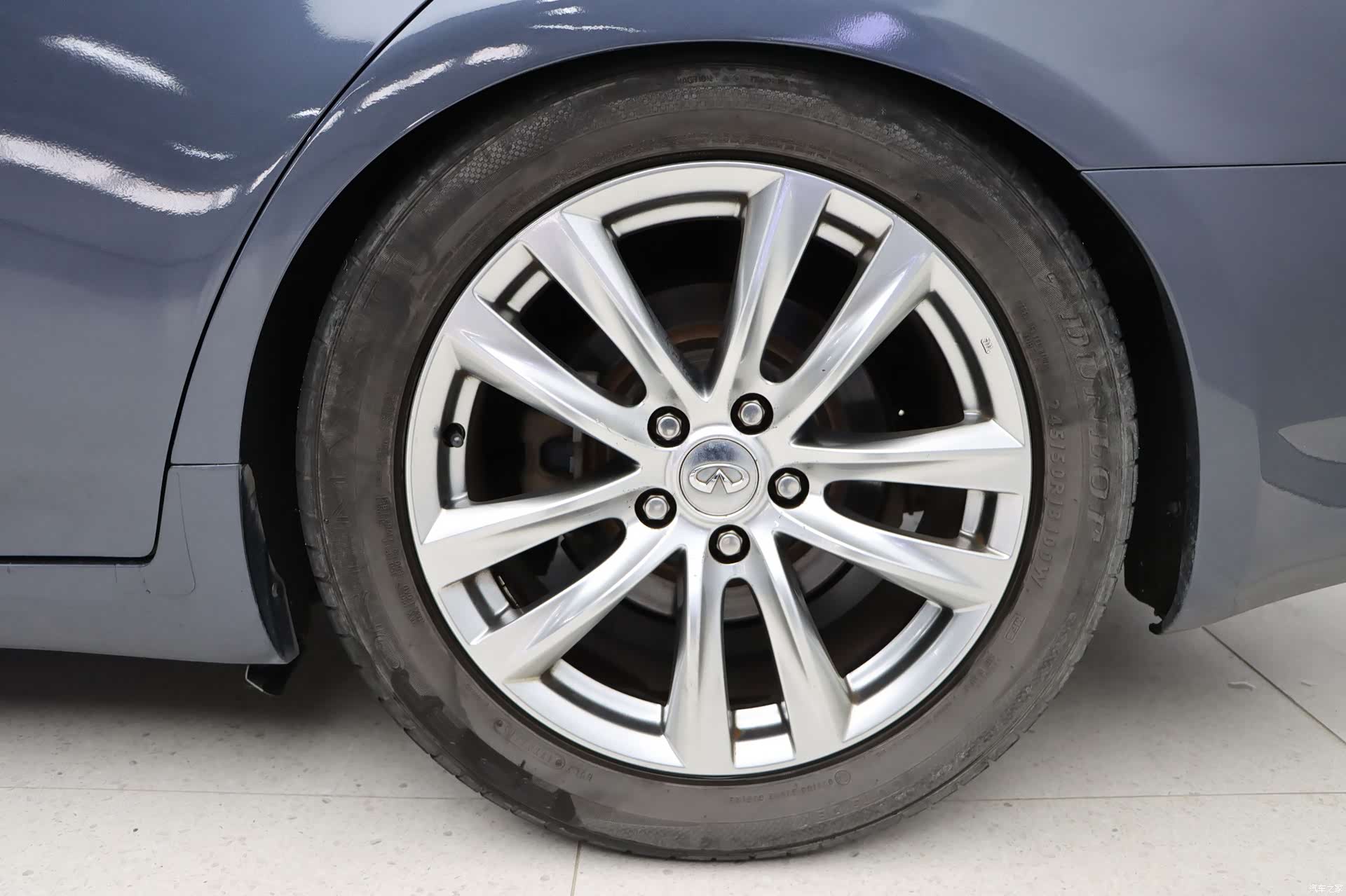 Infiniti G37, 2009 10