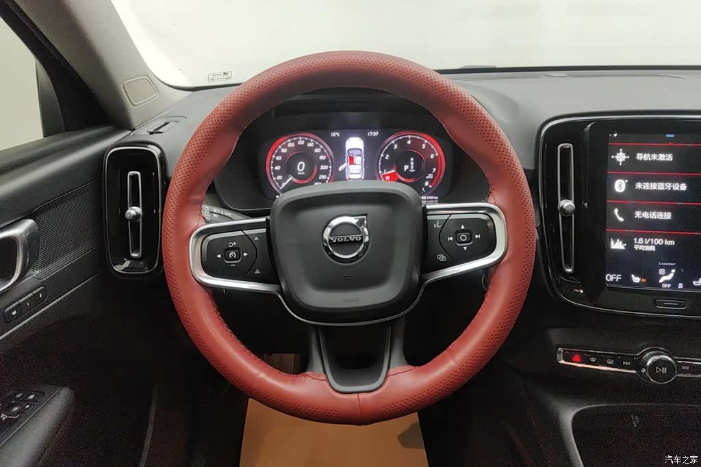 Volvo XC40, 2021 15