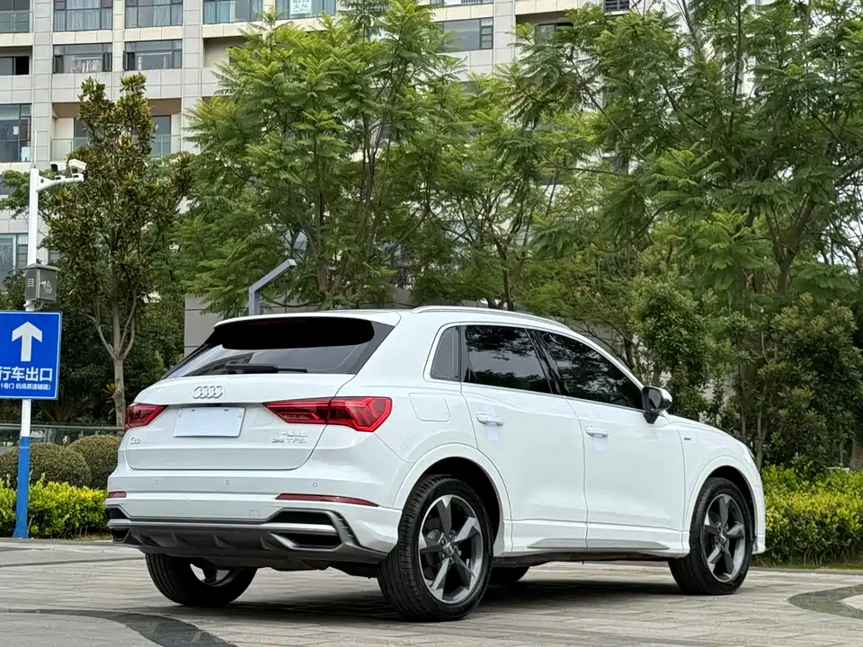 Audi Q3 Audi Q3