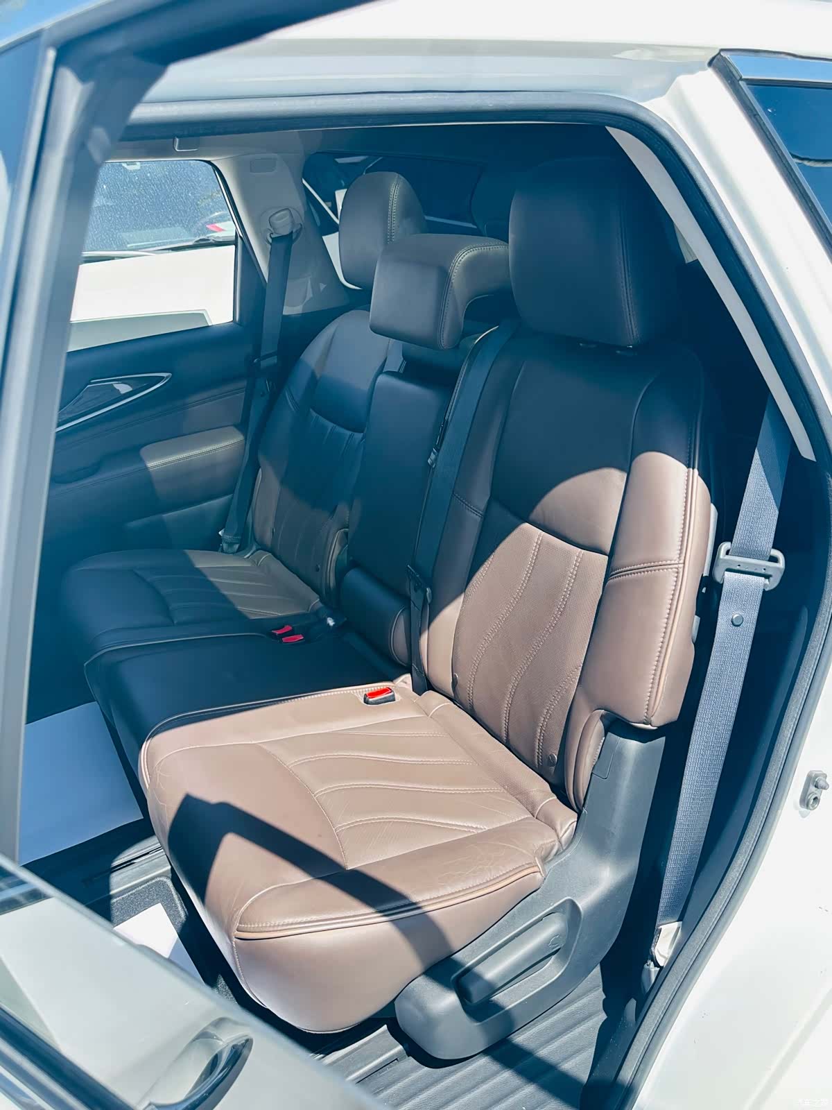Infiniti JX35, 2014 14